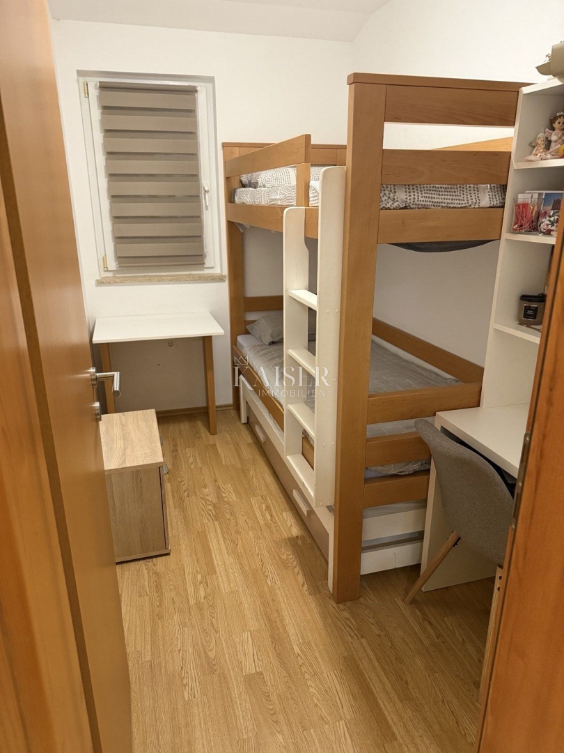 Istra, Žminj - 2 spalnici + dnevna soba v središču Žminja 