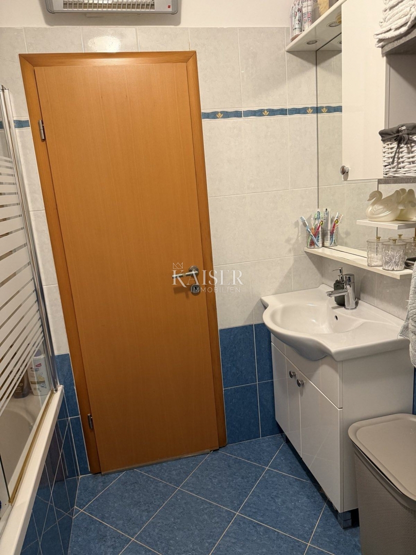 Istra, Žminj - 2 spalnici + dnevna soba v središču Žminja 