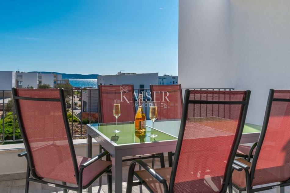 Sukošan, Zadar - Moderno dvosobno stanovanje z ložo in pogledom na morje