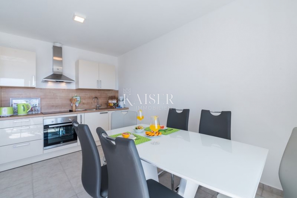 Sukošan, Zadar - Moderno dvosobno stanovanje z ložo in pogledom na morje