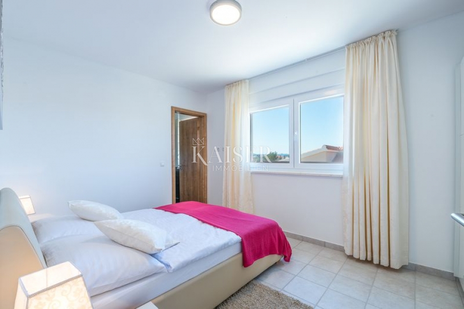 Sukošan, Zadar - Moderno dvosobno stanovanje z ložo in pogledom na morje