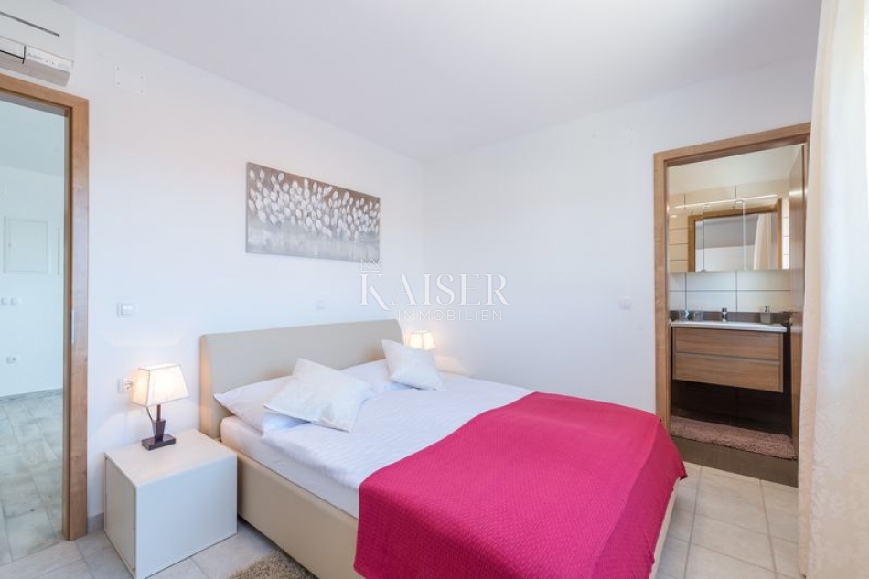 Sukošan, Zadar - Moderno dvosobno stanovanje z ložo in pogledom na morje