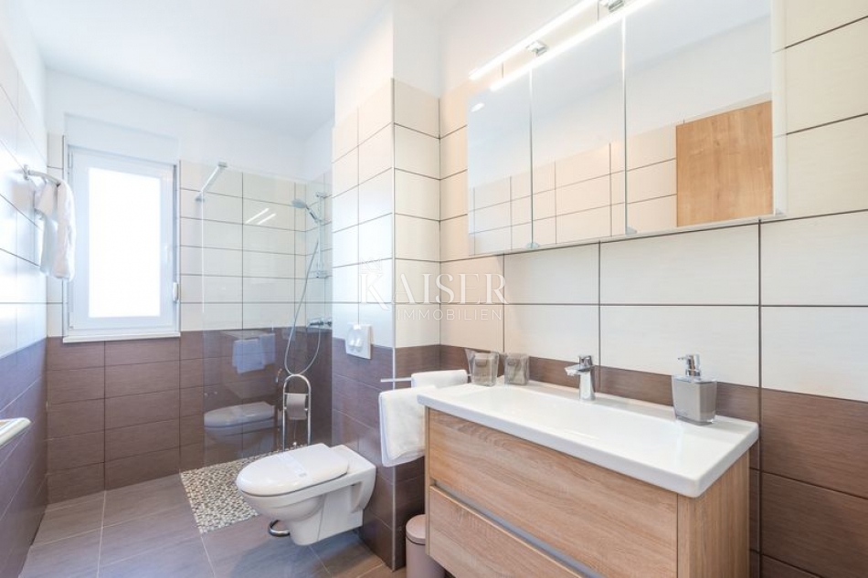 Sukošan, Zadar - Moderno dvosobno stanovanje z ložo in pogledom na morje