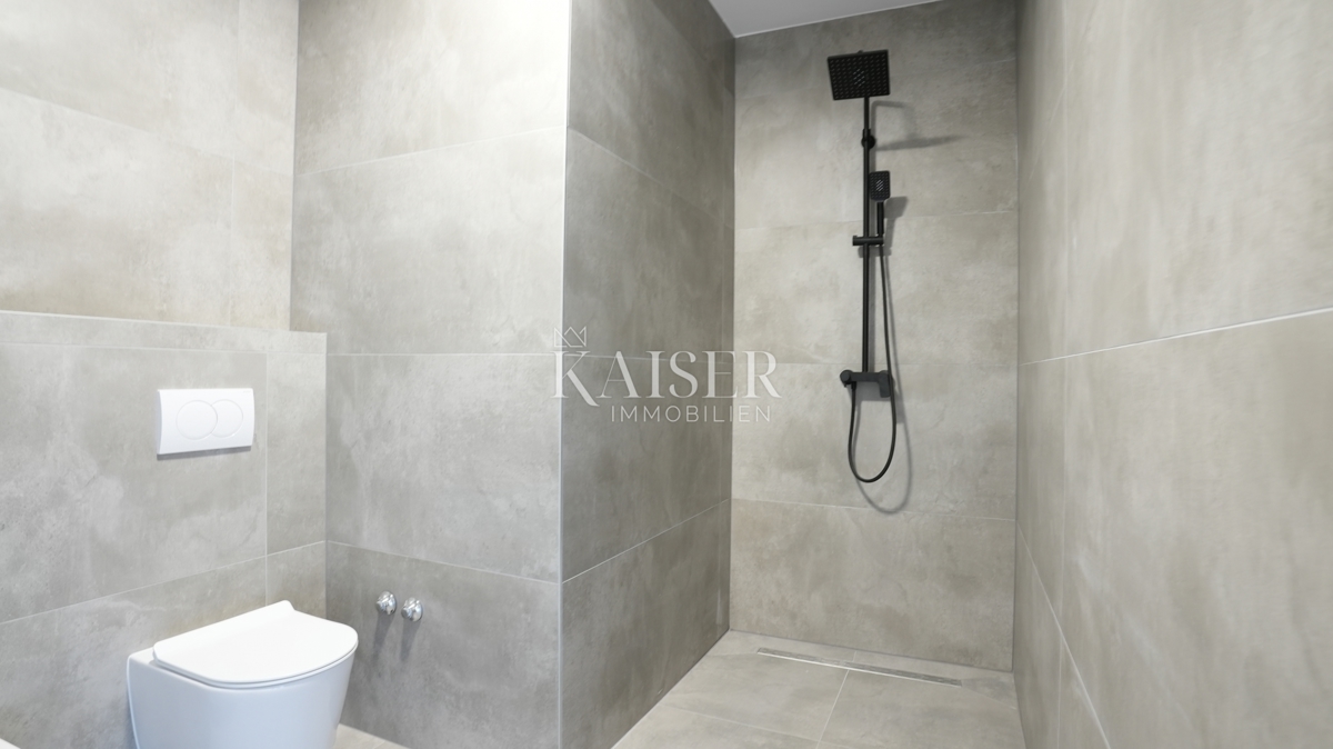 Stanovanje Vodice, 152m2