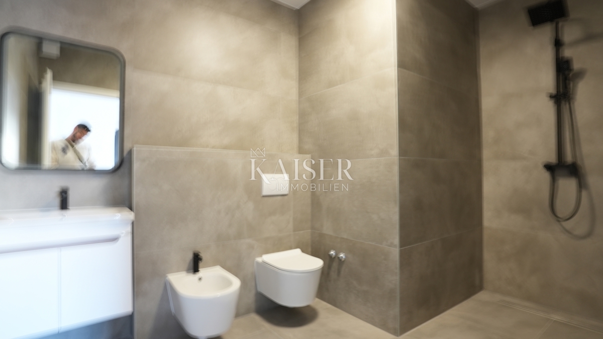 Stanovanje Vodice, 152m2