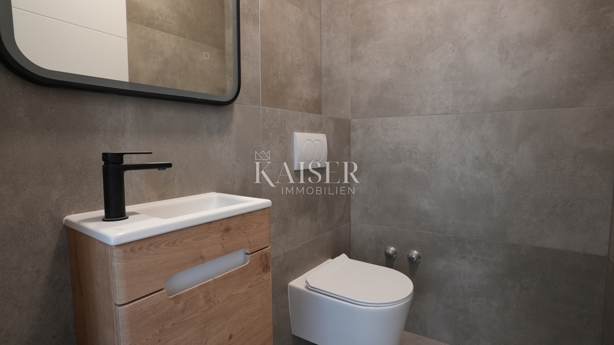 Stanovanje Vodice, 152m2