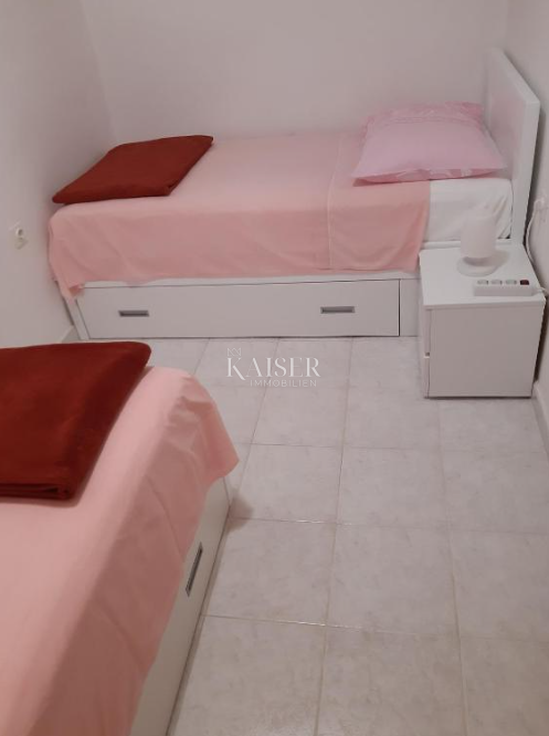 Šibenik - hiša prva vrsta do morja