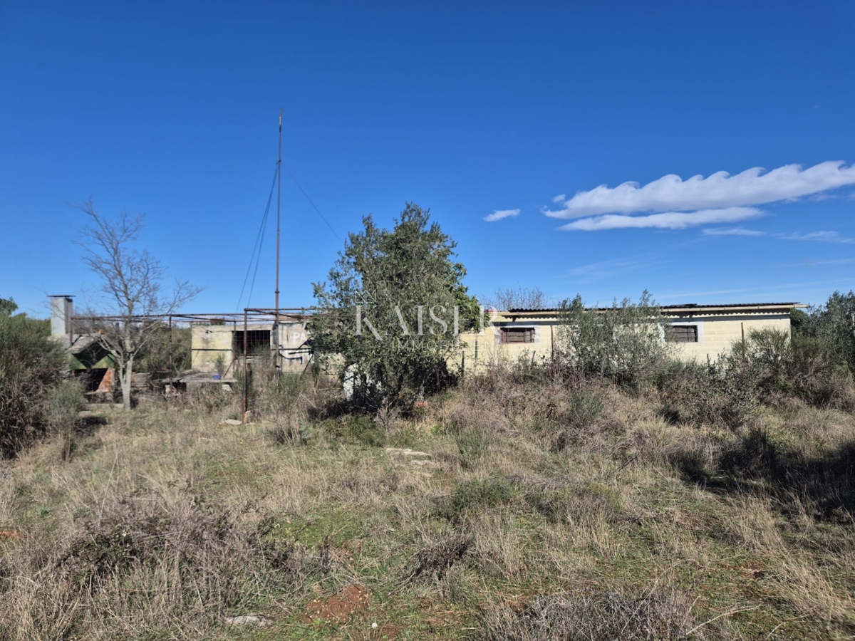  Zazidljivo zemljišče Novi Bokanjac, Zadar, 3.169m2