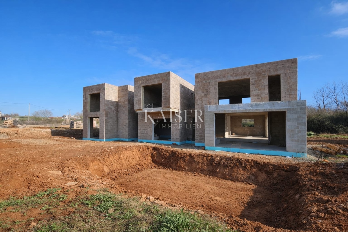 Poreč, Kaštelir, Istra, novogradnja hiša z bazenom