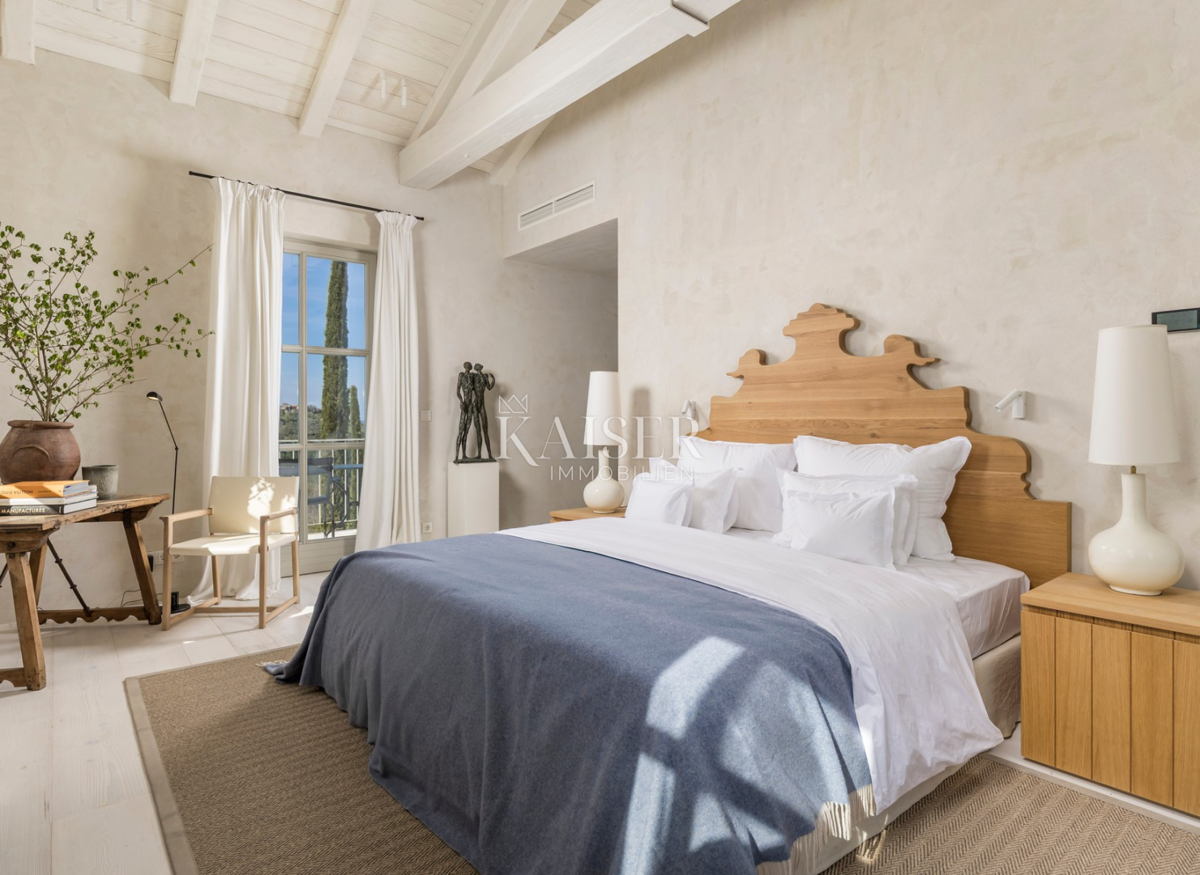 MOTOVUN, ISTRA, NAJPRESTIŽNEJŠA LUKSUZNA VILA V ISTRI