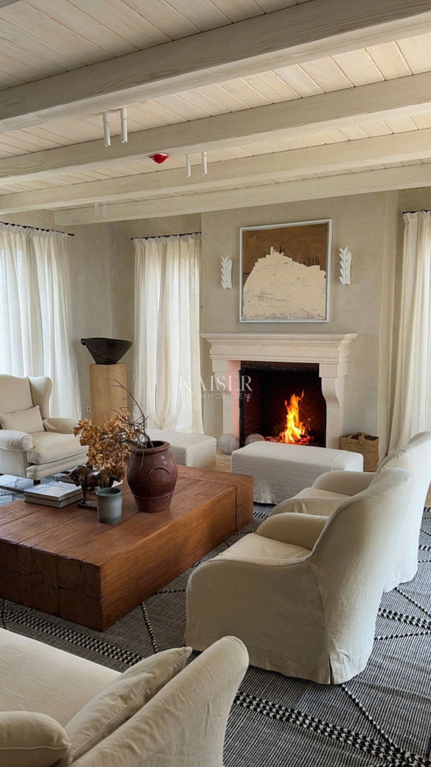 MOTOVUN, ISTRA, NAJPRESTIŽNEJŠA LUKSUZNA VILA V ISTRI