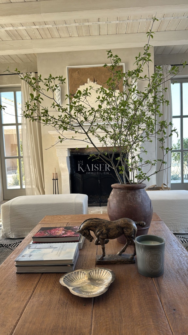 MOTOVUN, ISTRA, NAJPRESTIŽNEJŠA LUKSUZNA VILA V ISTRI