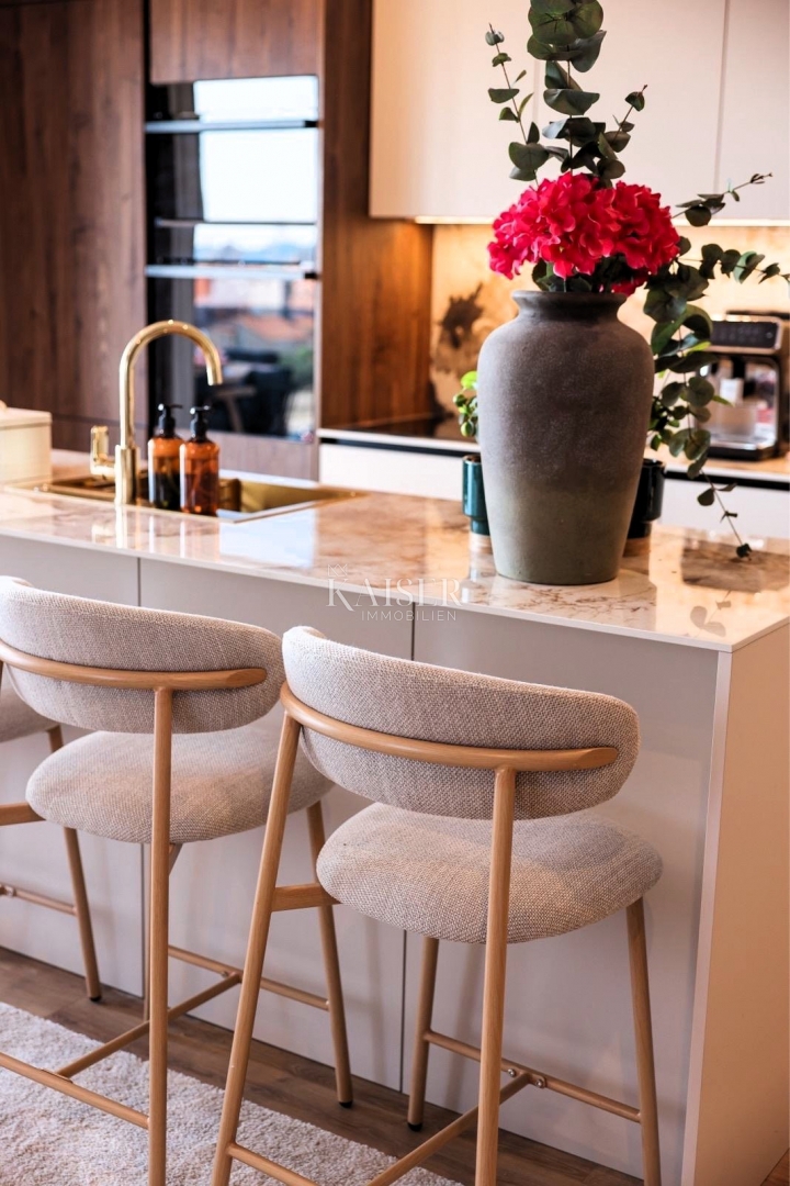 Zadar - Višnjik, luksuzno stanovanje 106 m2, pogled na morje