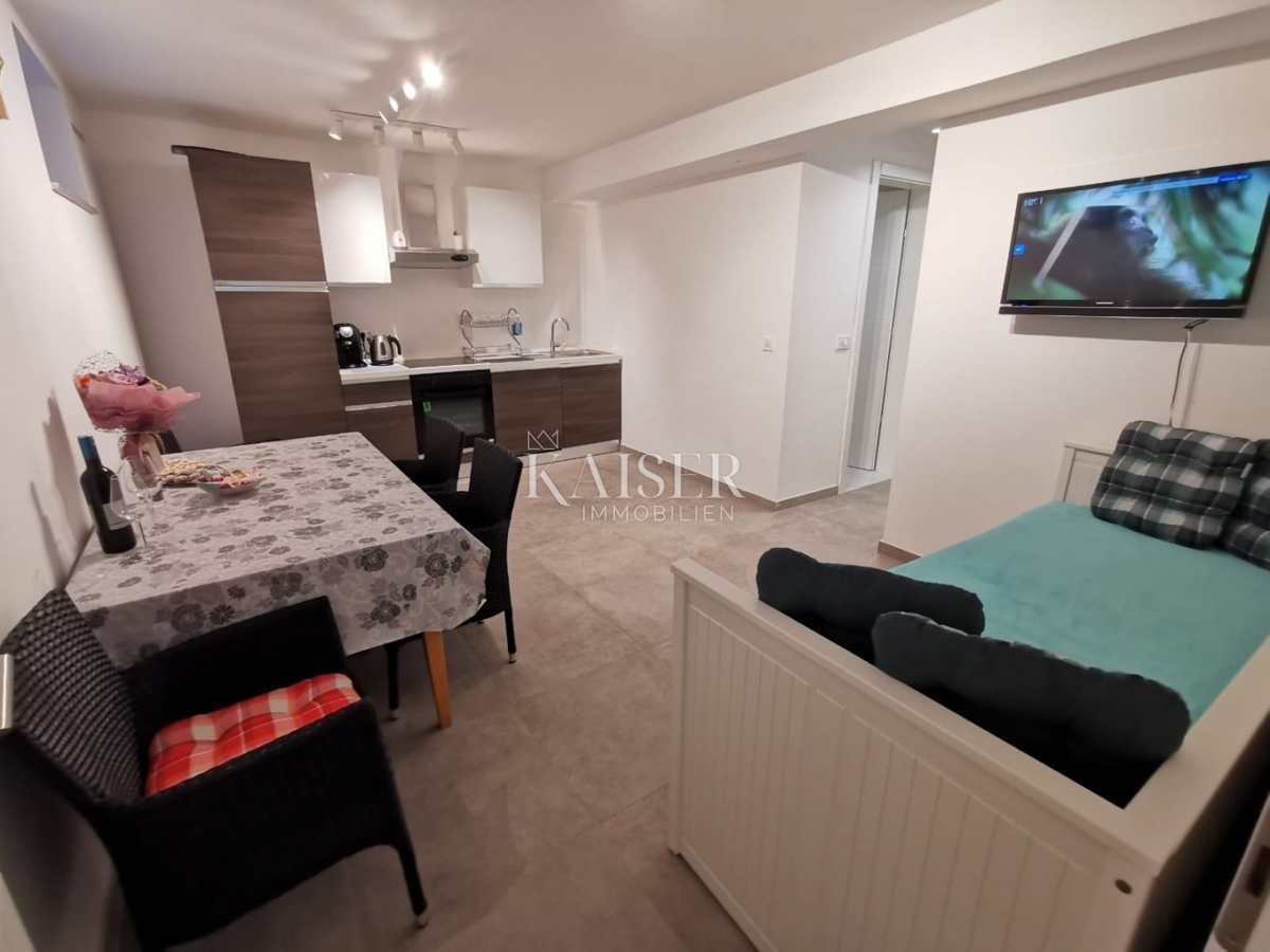 Mali Lošinj, Artatore - stanovanje, 2 spalnici + dnevna soba, 70 m od morja