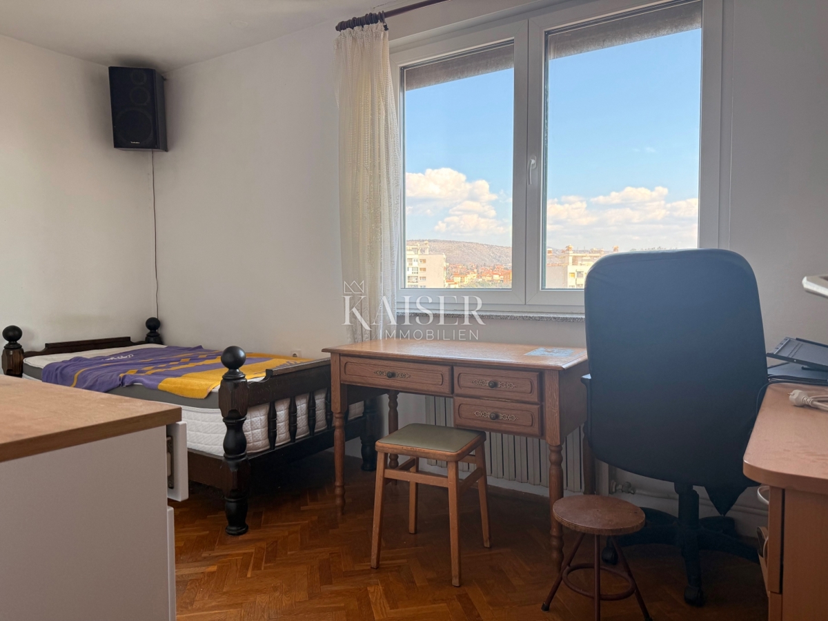 Rijeka, Kozala - Apartma z 2 spalnicama + dnevno sobo s pogledom na morje