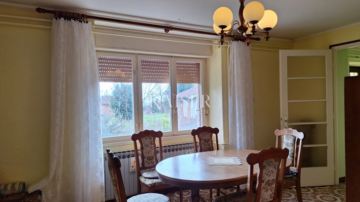 Opatija, Jušići, starinska hiša z veliko parcelo