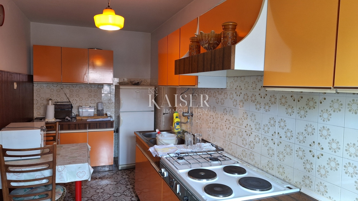 Opatija, Jušići, starinska hiša z veliko parcelo