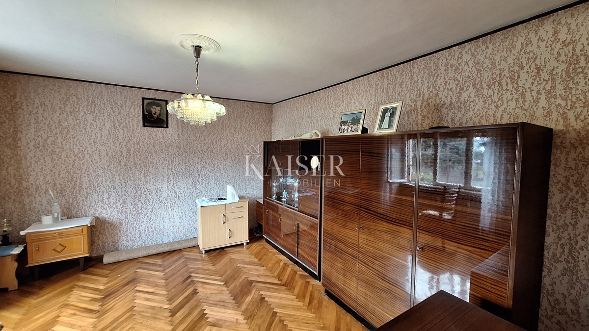 Opatija, Jušići, starinska hiša z veliko parcelo