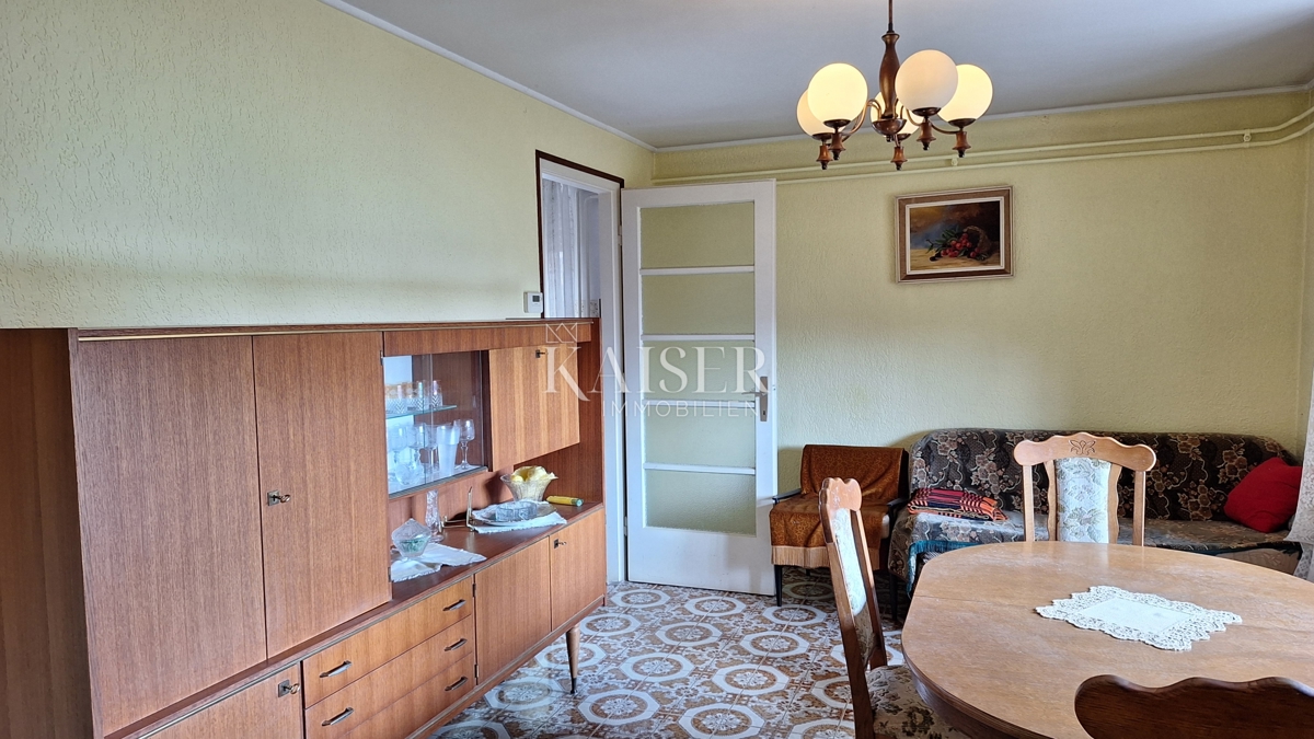 Opatija, Jušići, starinska hiša z veliko parcelo