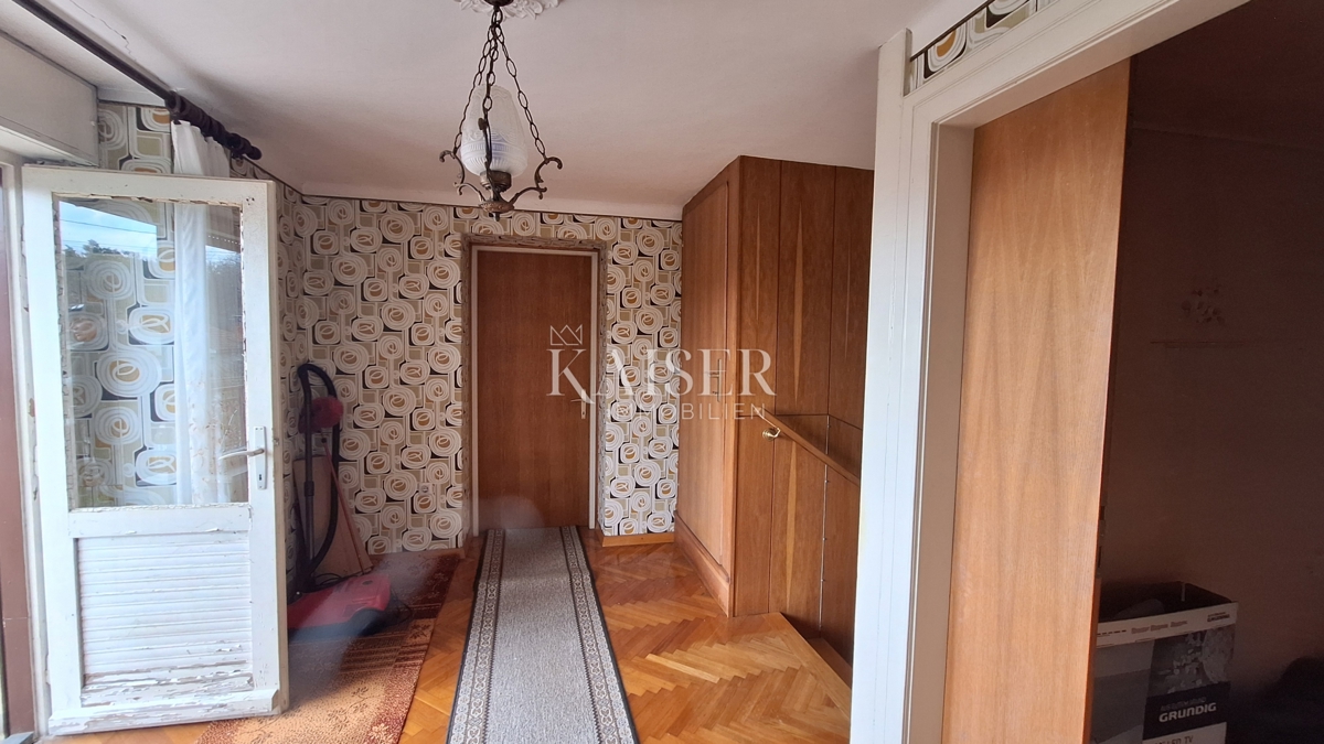 Opatija, Jušići, starinska hiša z veliko parcelo