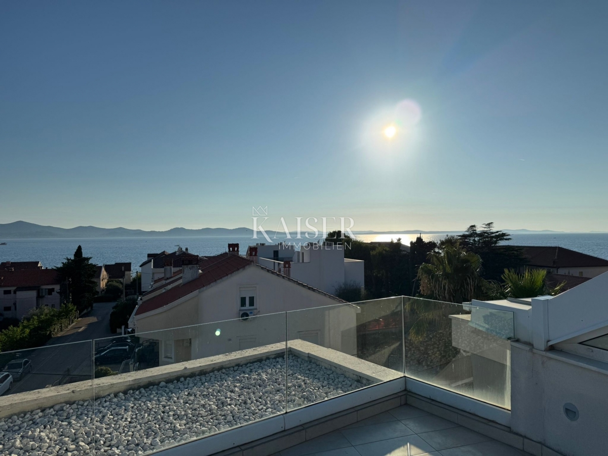 Zadar - Ekskluzivno stanovanje 130 m² s panoramskim pogledom na morje, 150 m od plaže