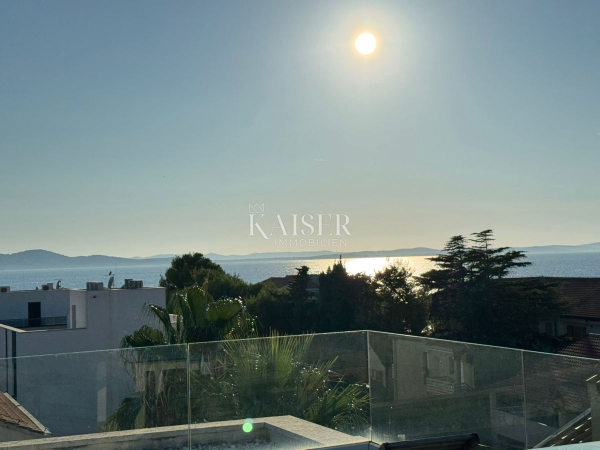 Zadar - Ekskluzivno stanovanje 130 m² s panoramskim pogledom na morje, 150 m od plaže