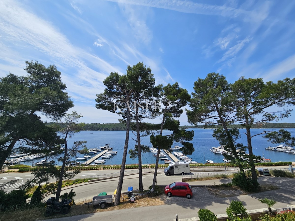 Hiša Mali Lošinj, 250m2