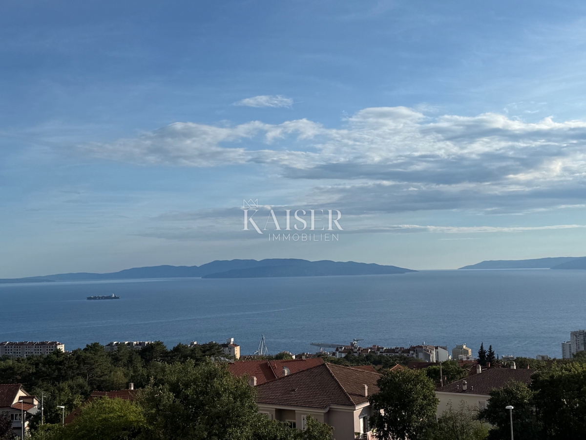 Rijeka, Hosti - čudovito 2 sobno stanovanje s pogledom na morje