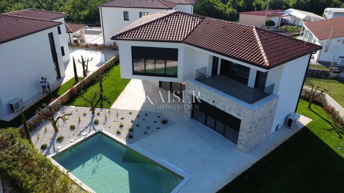 Istra - Poreč, moderna vila z bazenom