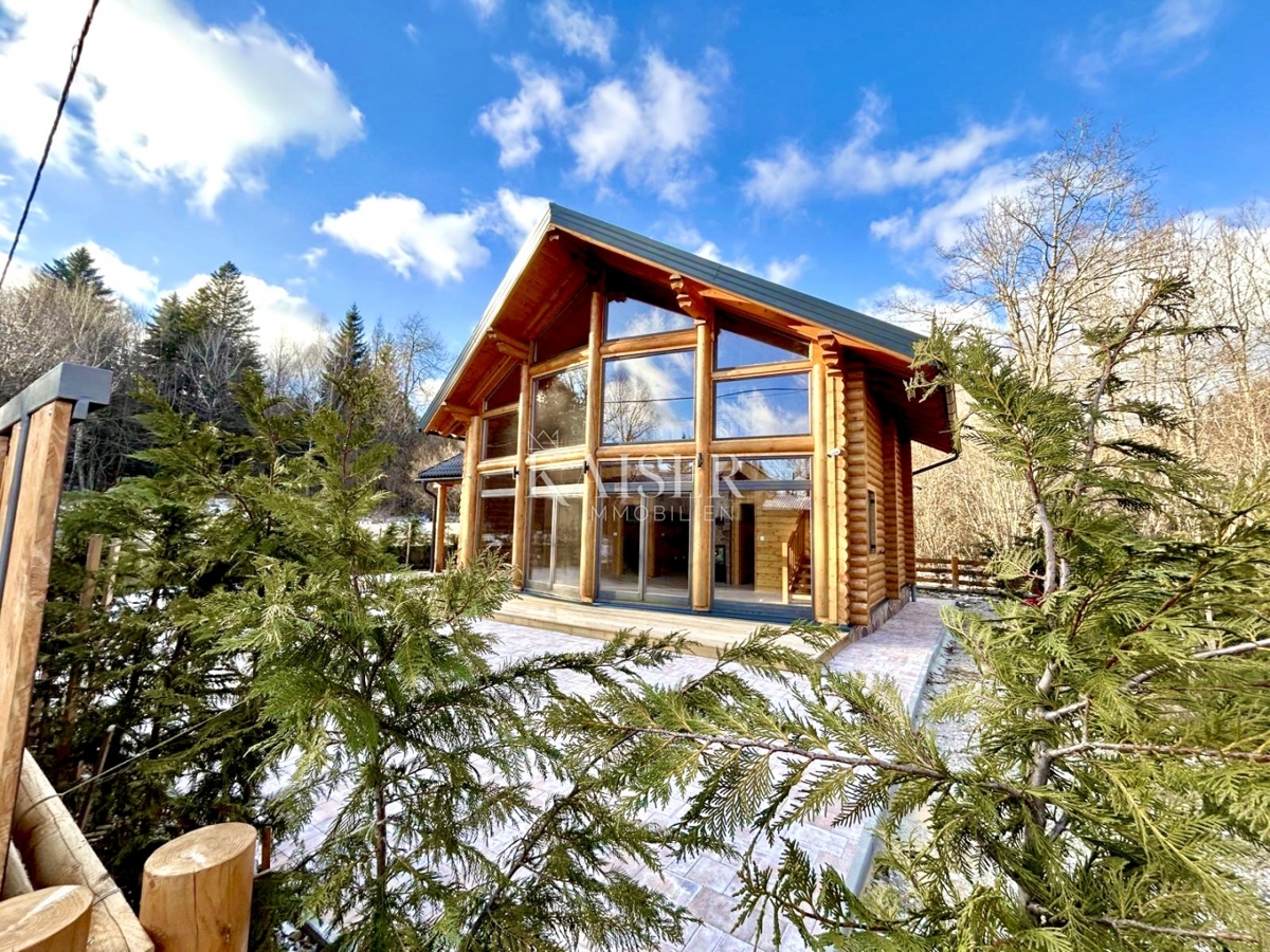 Fužine - Novozgrajena brunarica 124 m2