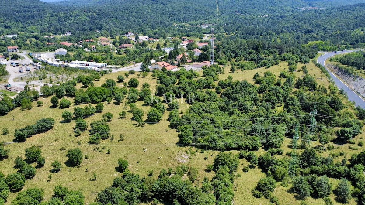  Zazidljivo zemljišče Rupa, Matulji, 42.280m2