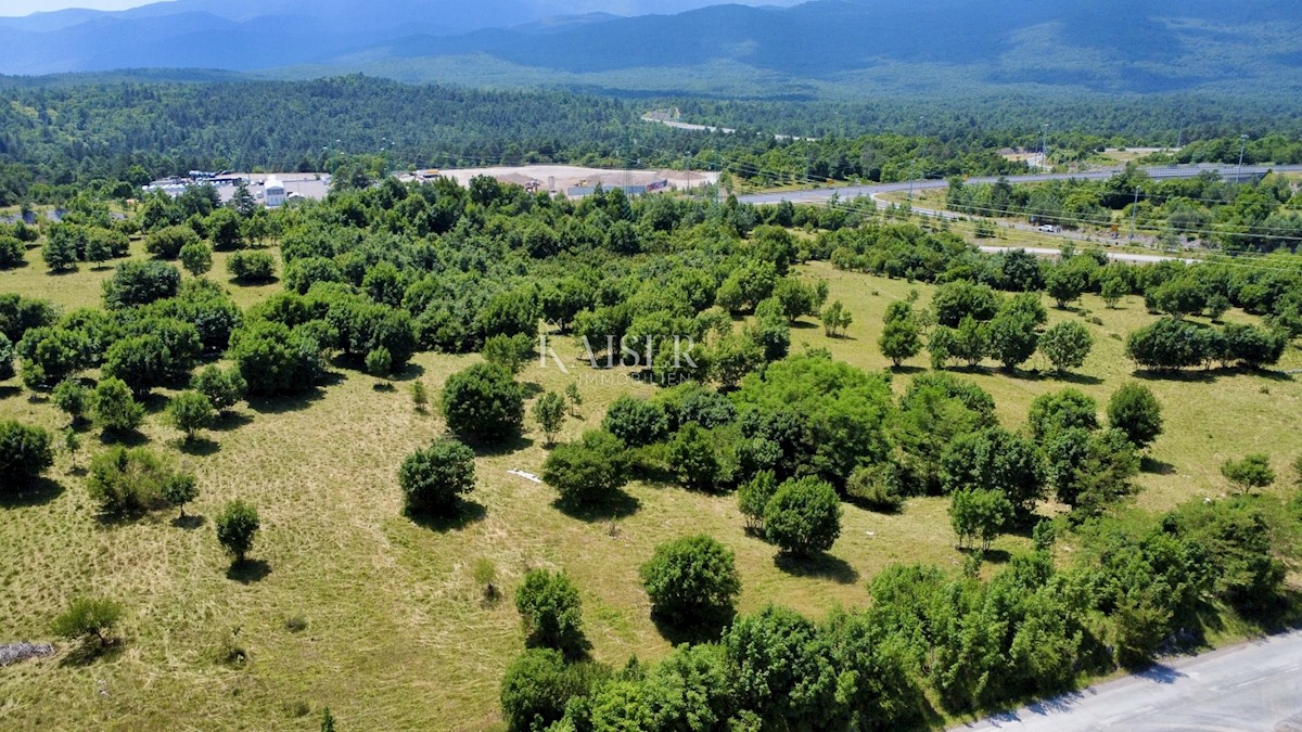  Zazidljivo zemljišče Rupa, Matulji, 42.280m2