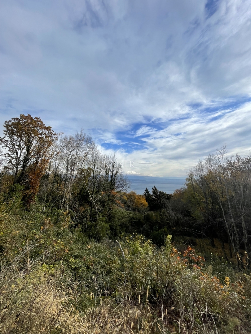  Zazidljivo zemljišče Bregi, Matulji, 1.230m2
