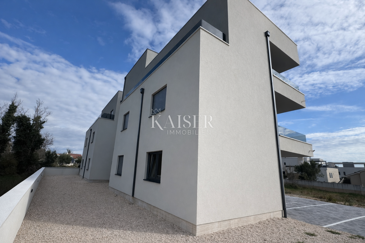 Privlaka novogradnja, apartma 200m od morja