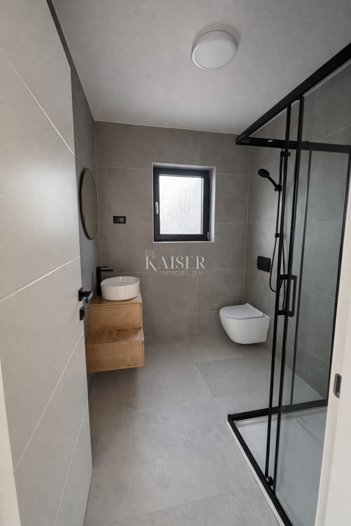 Privlaka novogradnja, apartma 200m od morja