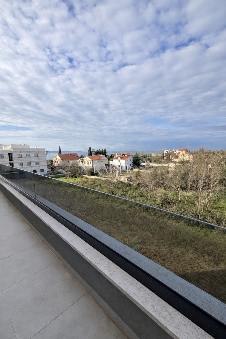 Zadar, Privlaka novogradnja, apartma 200m od morja