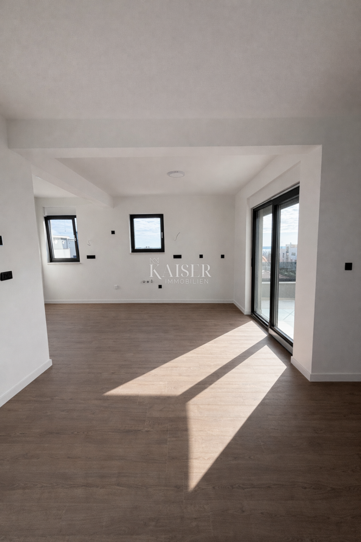 Zadar, Privlaka novogradnja, apartma 200m od morja