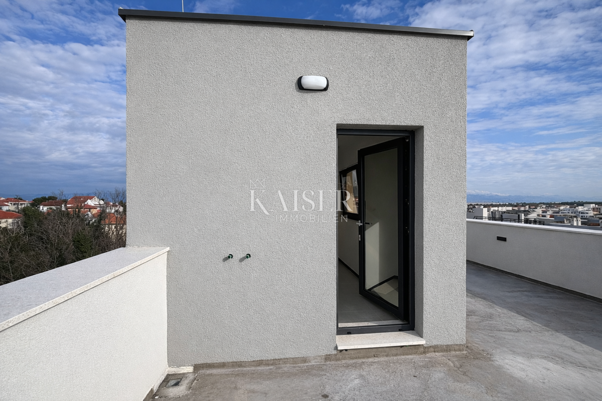 Zadar, Privlaka novogradnja, apartma 200m od morja