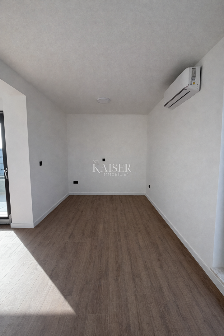 Zadar, Privlaka novogradnja, apartma 200m od morja