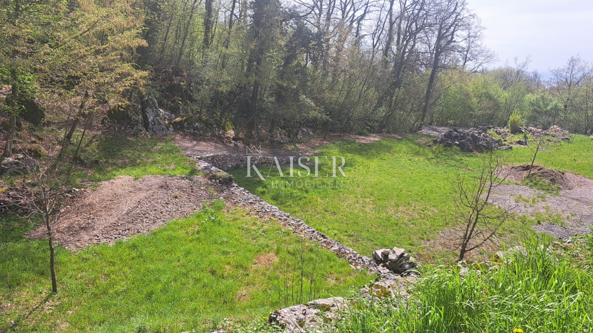  Zazidljivo zemljišče Poljane, Opatija - Okolica, 2.040m2