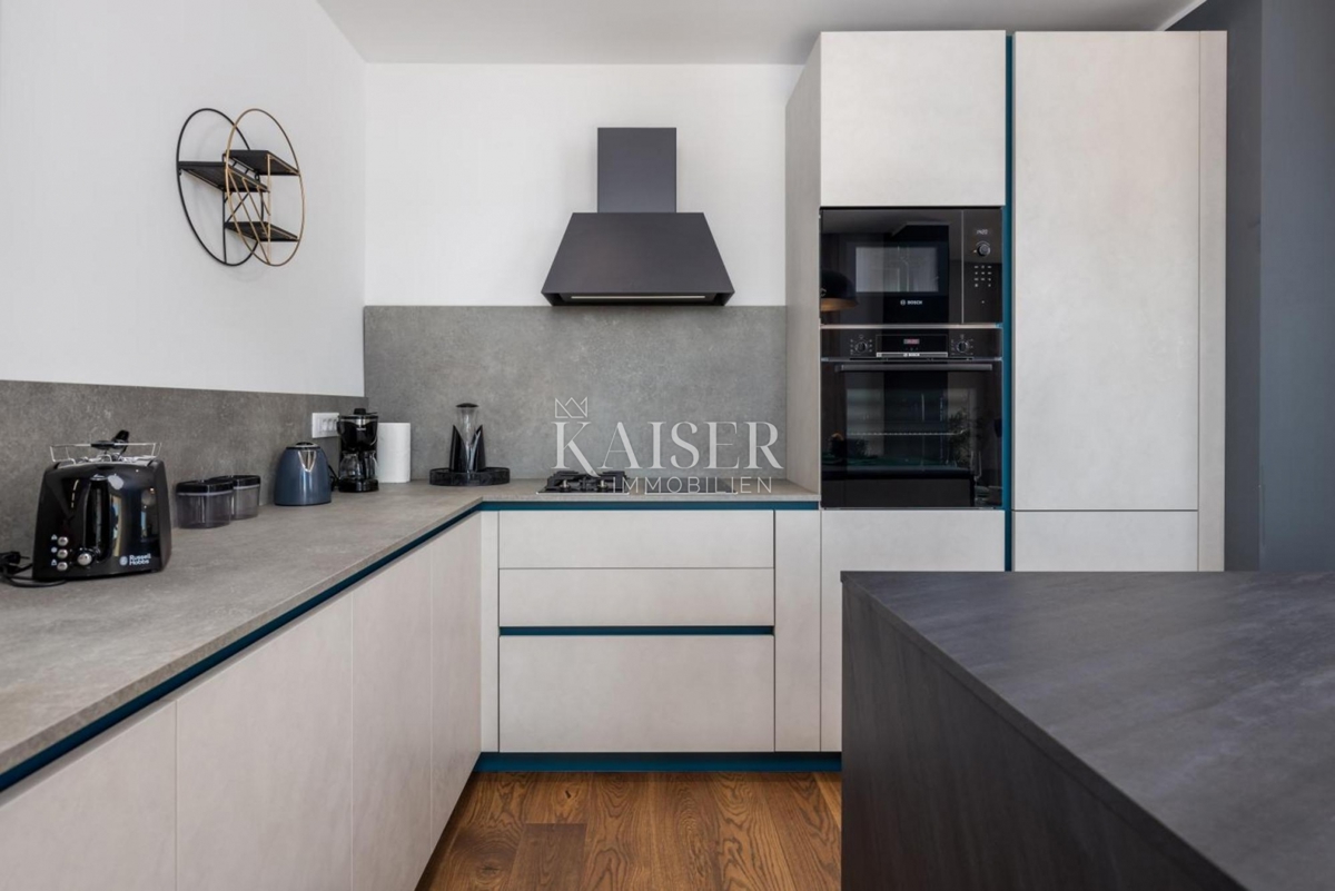 Vila Kraljevica, 460m2