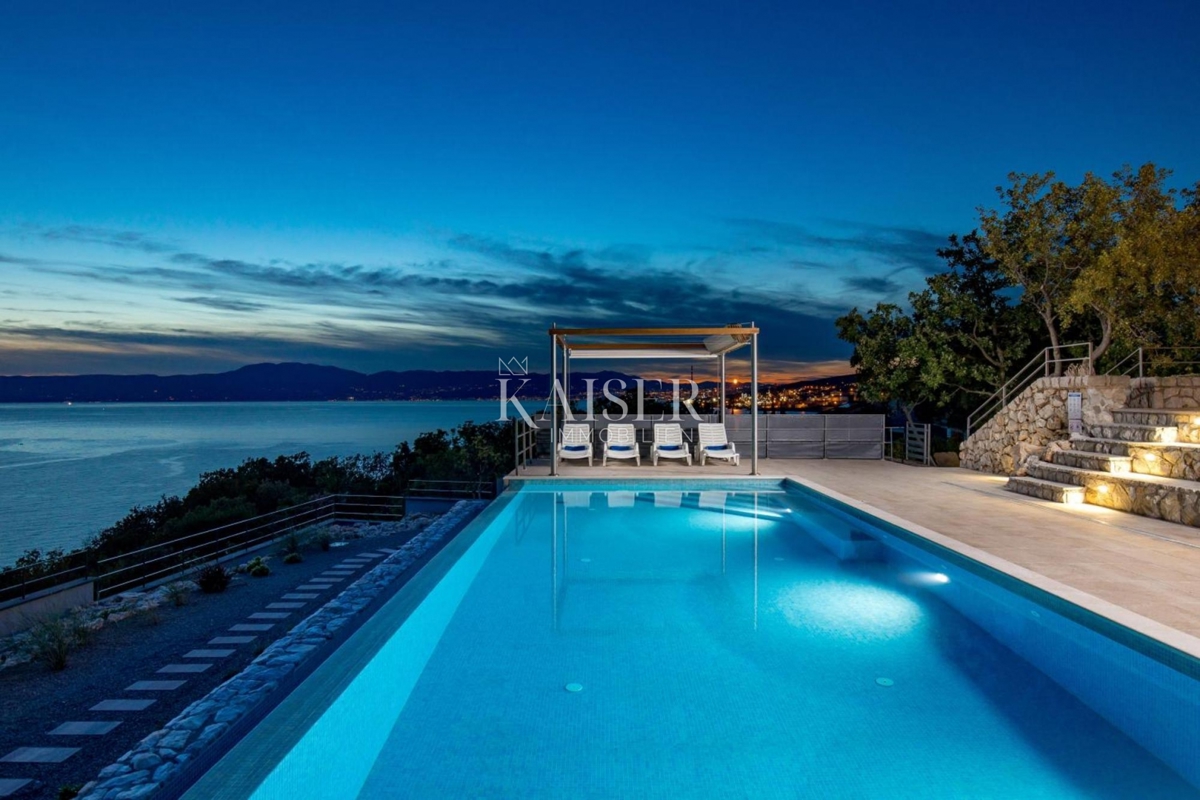Vila Kraljevica, 460m2
