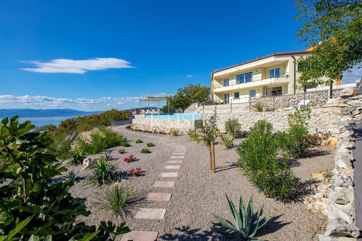 Vila Kraljevica, 460m2