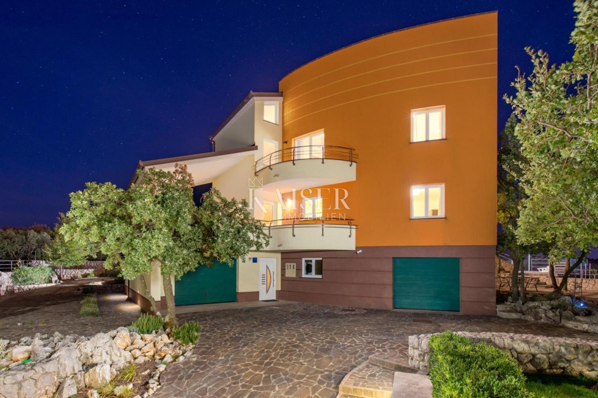 Vila Kraljevica, 460m2
