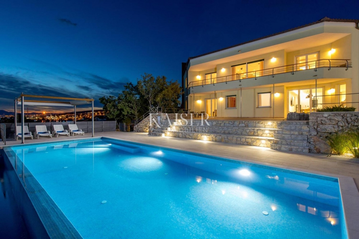 Vila Kraljevica, 460m2