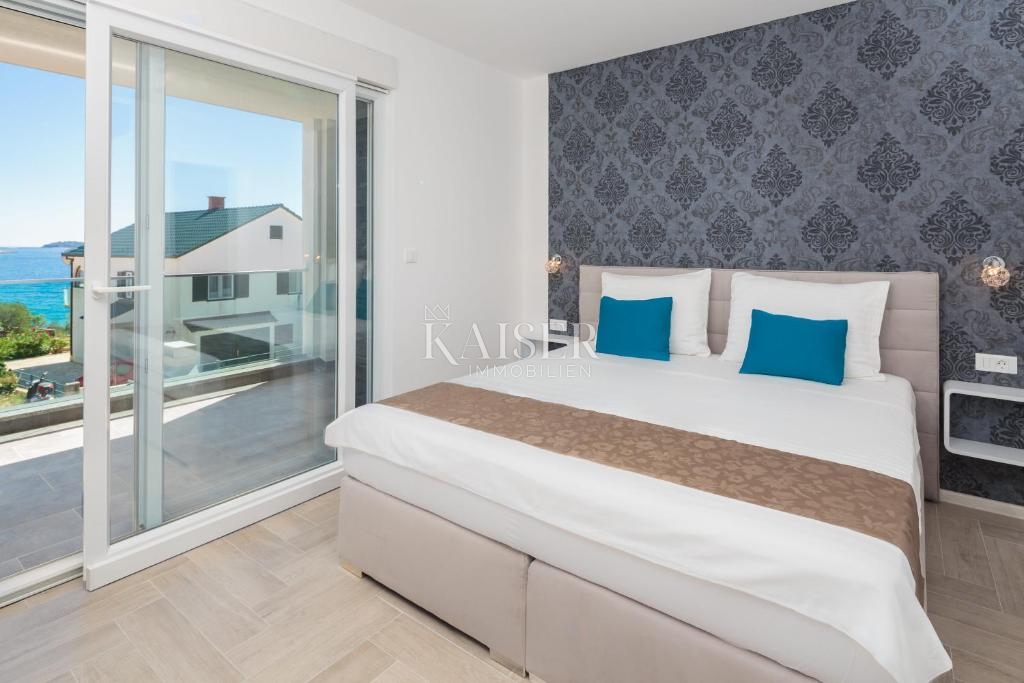 Vila Zečevo Rogozničko, Rogoznica, 380m2