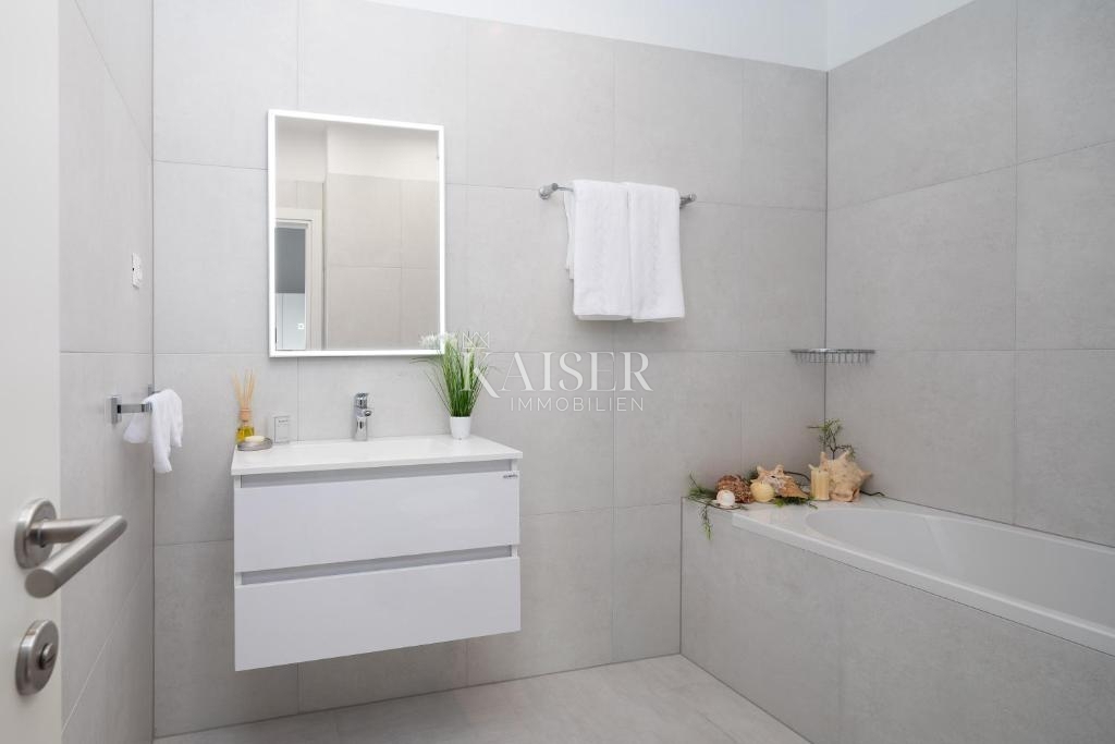 Vila Rogoznica, 300m2
