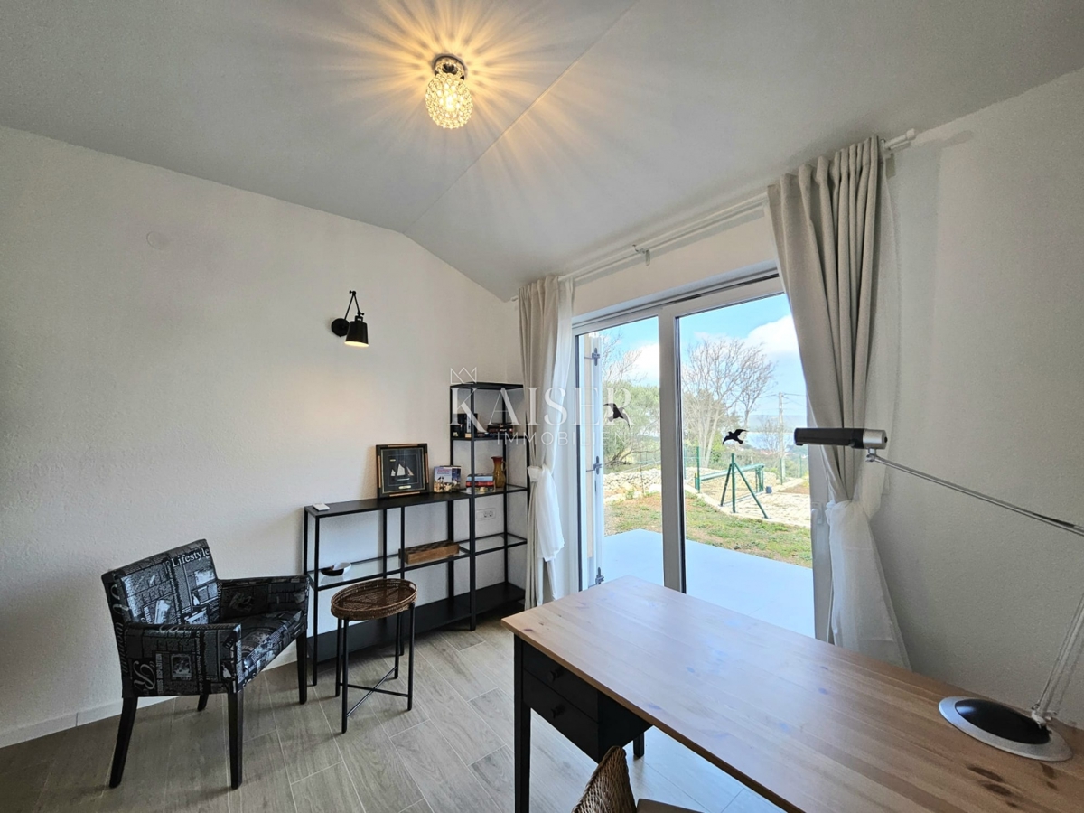 Otok Lošinj, Nerezine, hiša 129 m2 - novogradnja