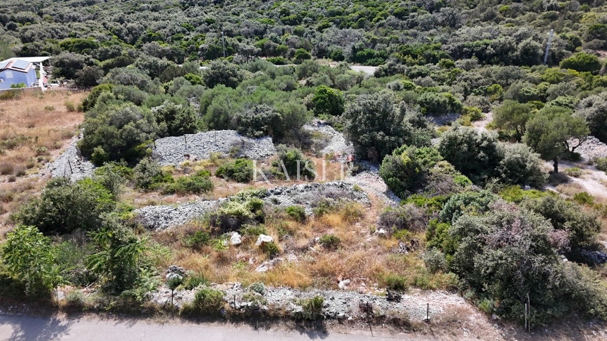  Zazidljivo zemljišče Mali Lošinj, 503m2