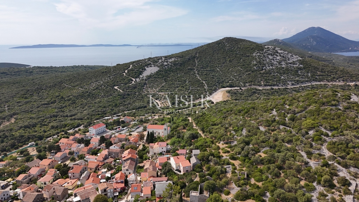  Zazidljivo zemljišče Mali Lošinj, 503m2